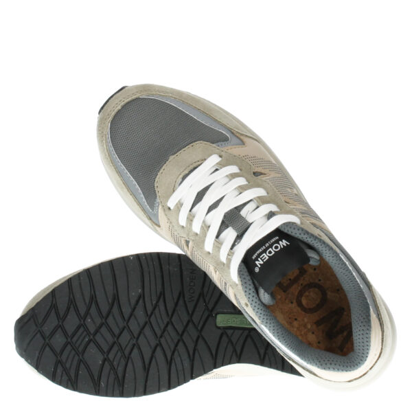 Woden WL744